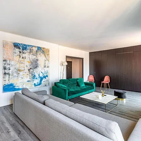 Guestready - Eiffel View Haven Apartment *